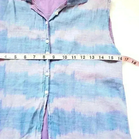 Baby blue Tie Dye sleeveless button down Boho Style top size medium - Picture 4 of 7